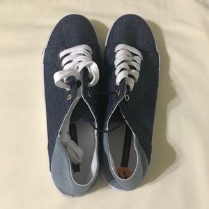 [NWOB] Tommy Hilfiger (Sz 11) Denim Shoes